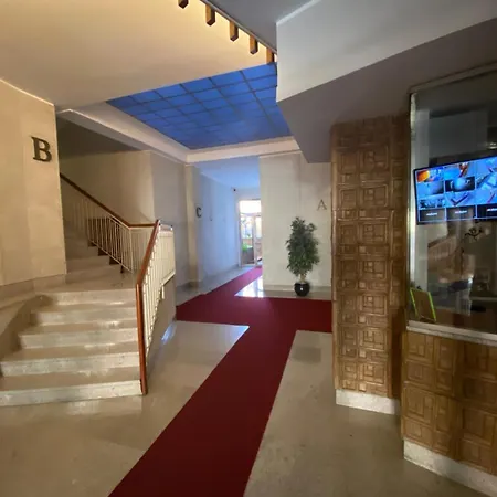 Desy Vatican House *