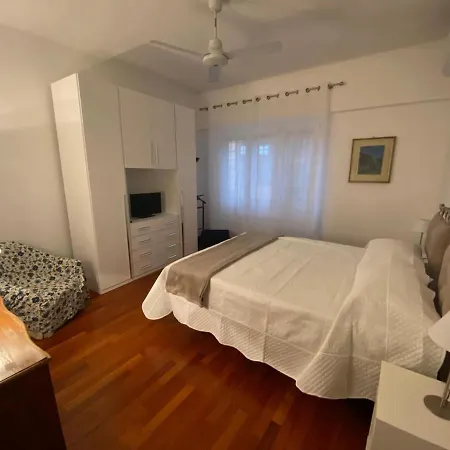 Desy Vatican House Appartement *